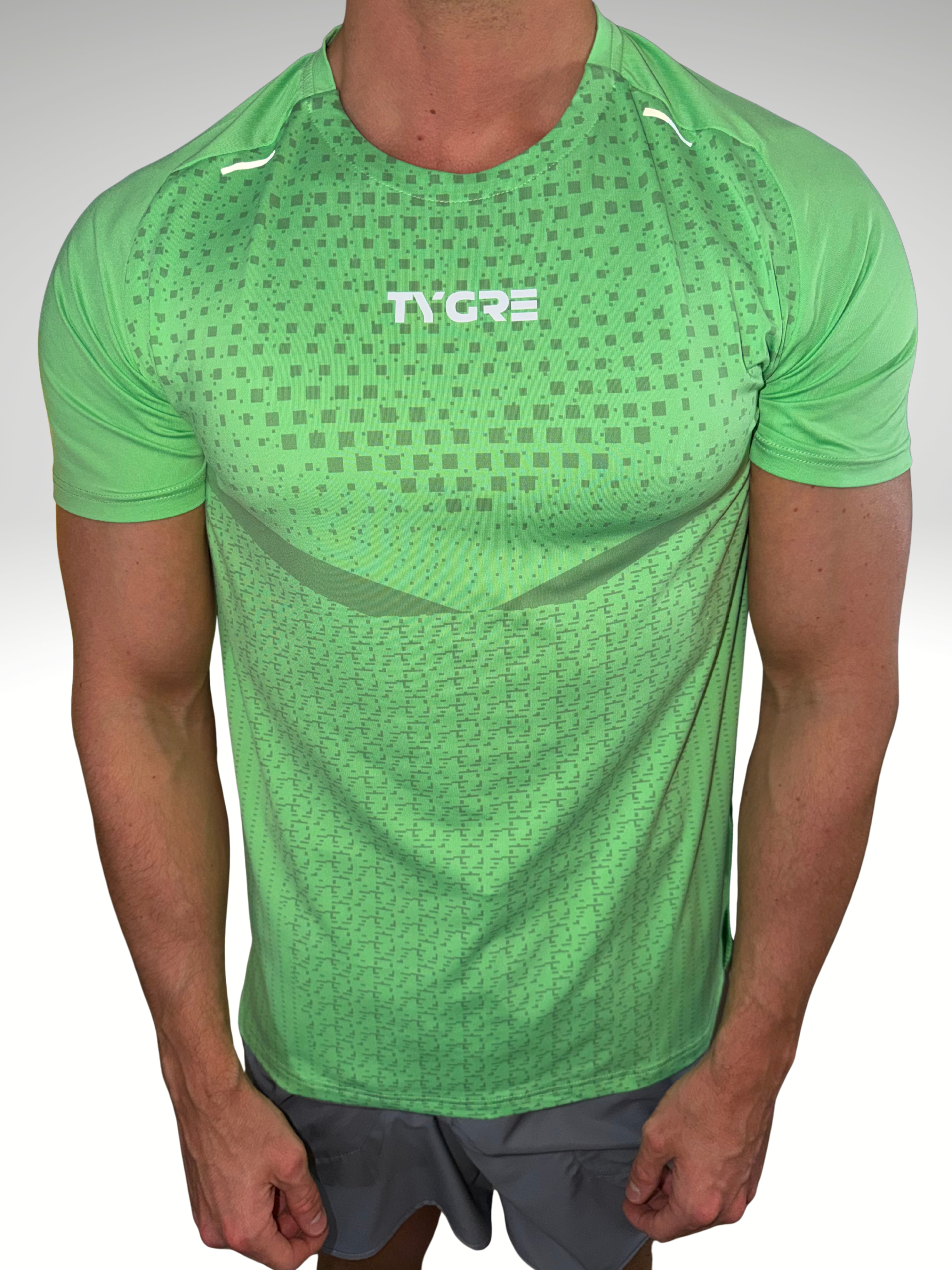 VELOCITY TEE - GREEN