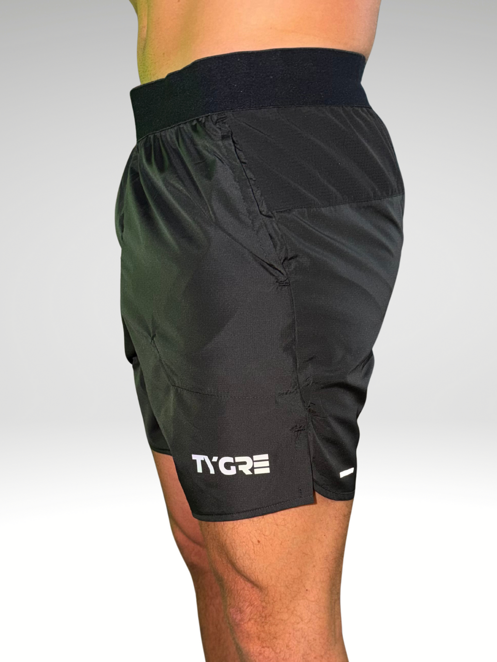 VELOCITY SHORTS - BLACK
